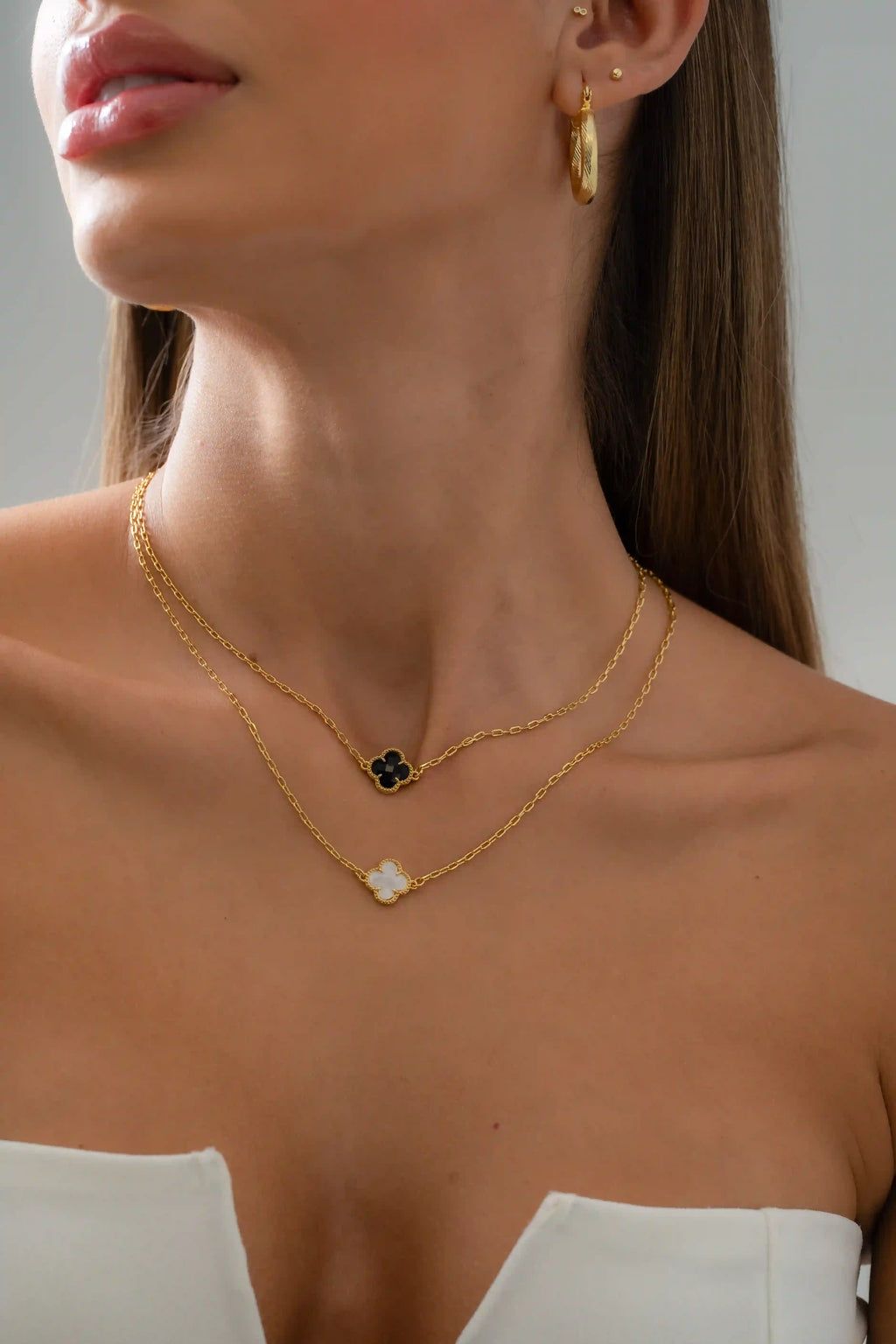 VC Mother-of-Pearl Necklace 42 cm + Extender