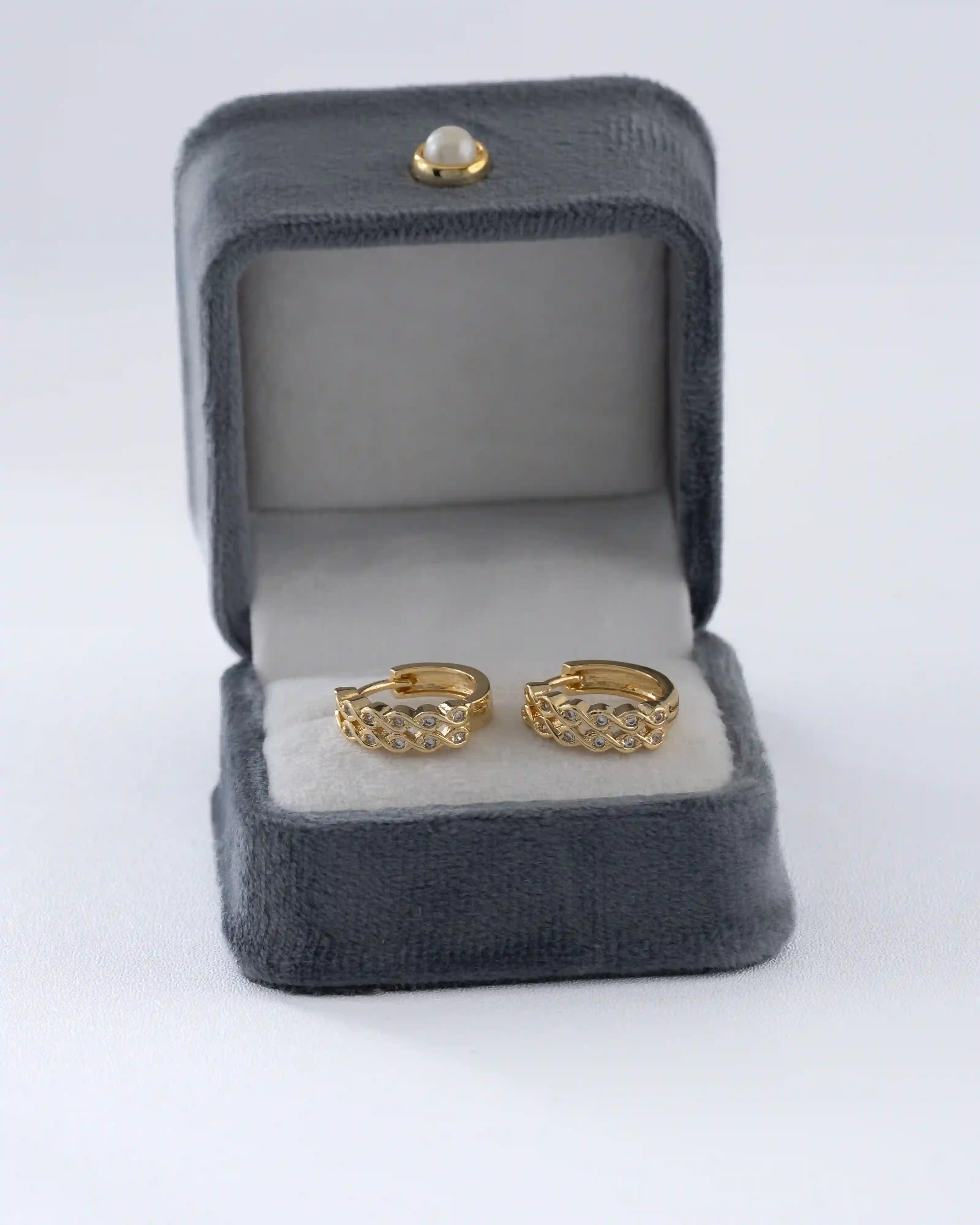 Interlace Hoop Earrings 15 mm